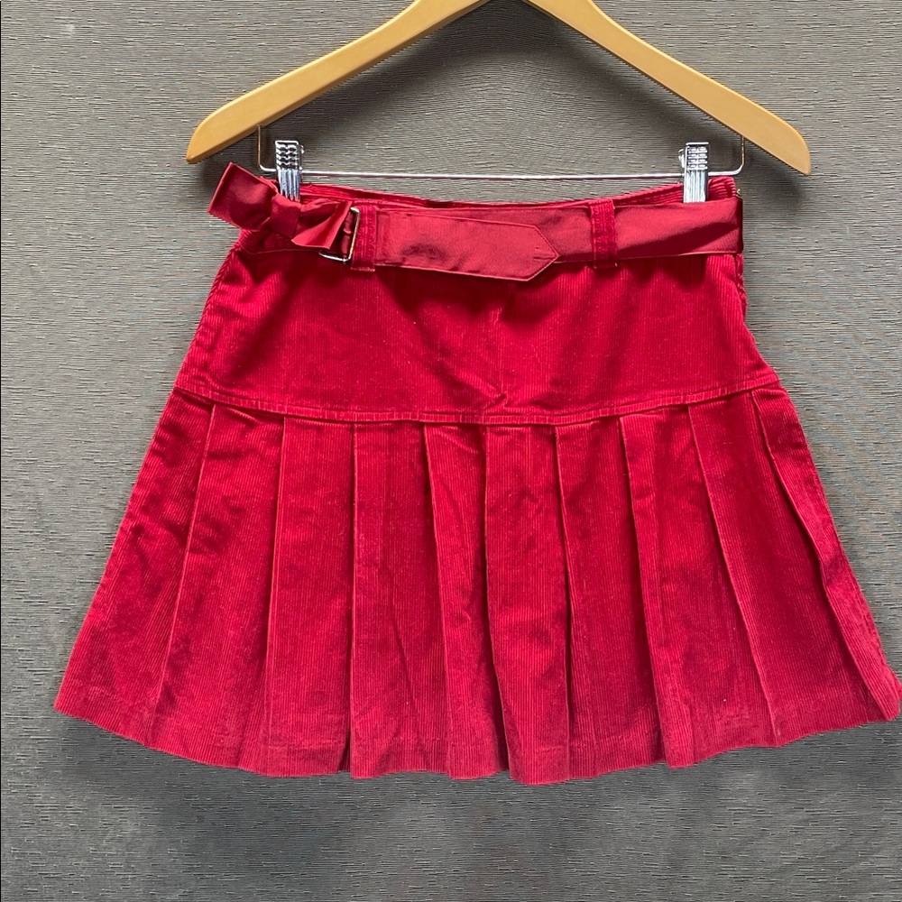 Ralph Lauren Red Pleated corduroy Skirt with Belt. (‎ Blue label )